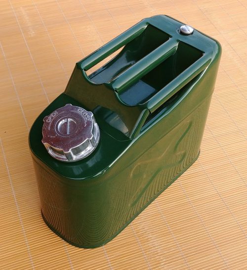 מיכל דלק מתכתי ירוק – 5 ליטר (ג'ריקן)